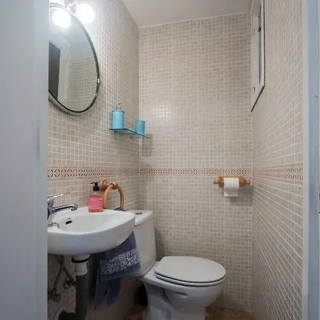 And Side Apartment *
