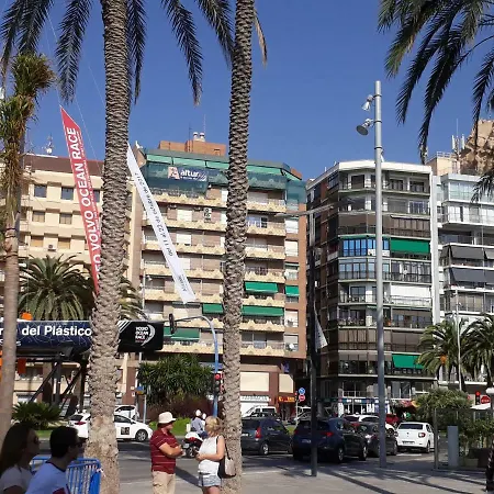 And Side * Alicante